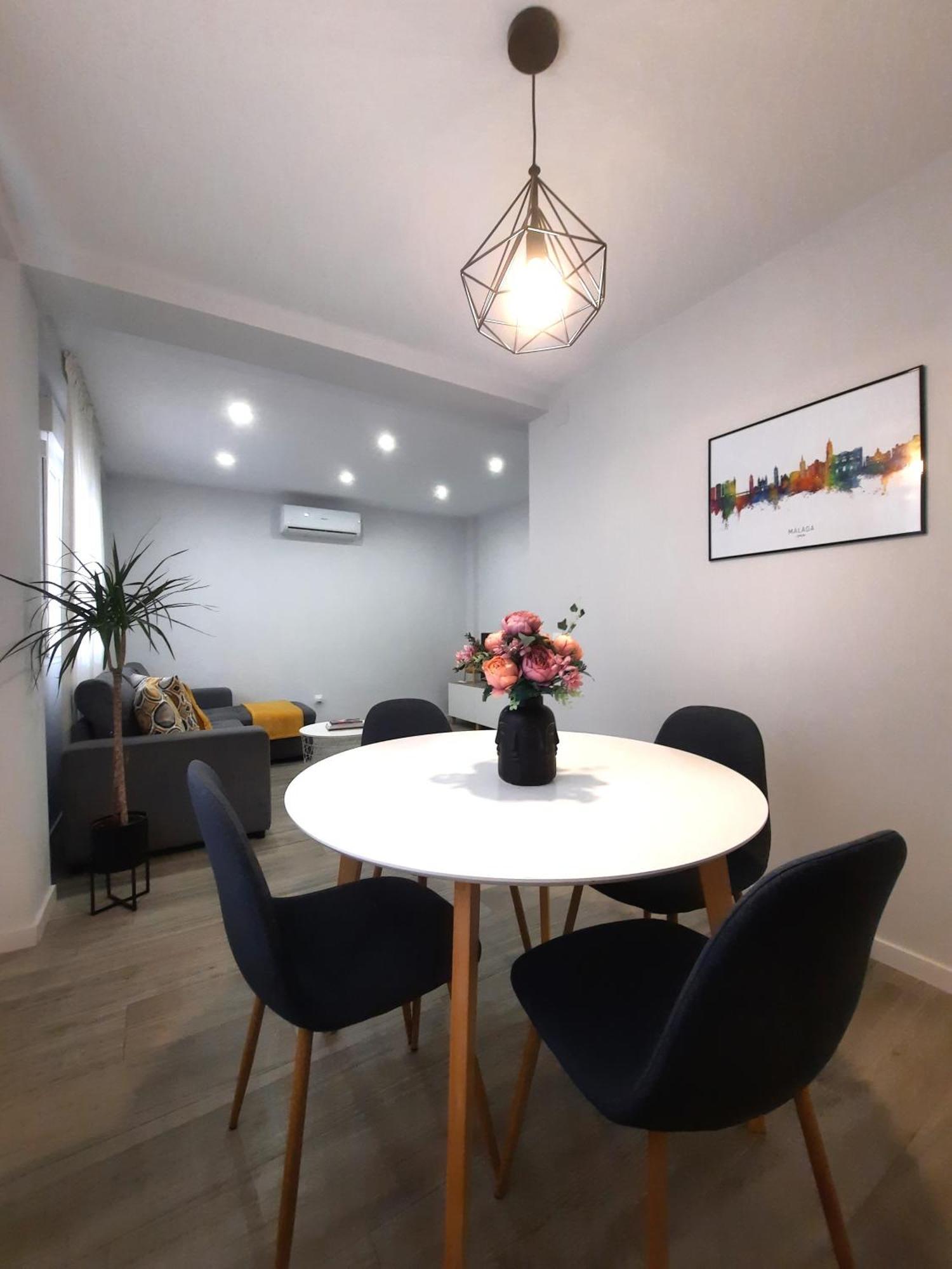 Appartamento Victoria Flat F&M Moderno, Acogedor Y Centrico Málaga Esterno foto